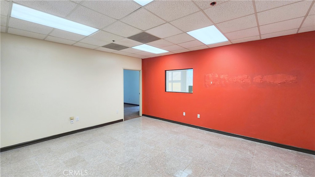 9496 Magnolia Avenue 205