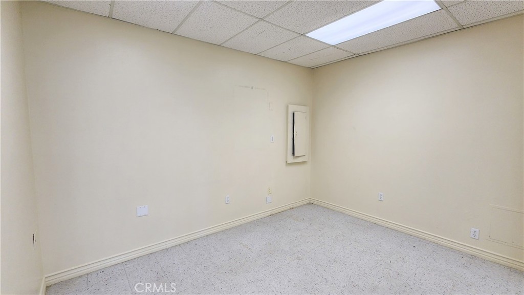 9496 Magnolia Avenue 205