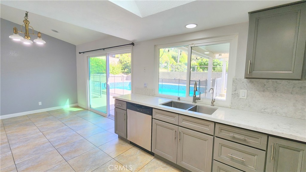 1522 Silver Rain Drive