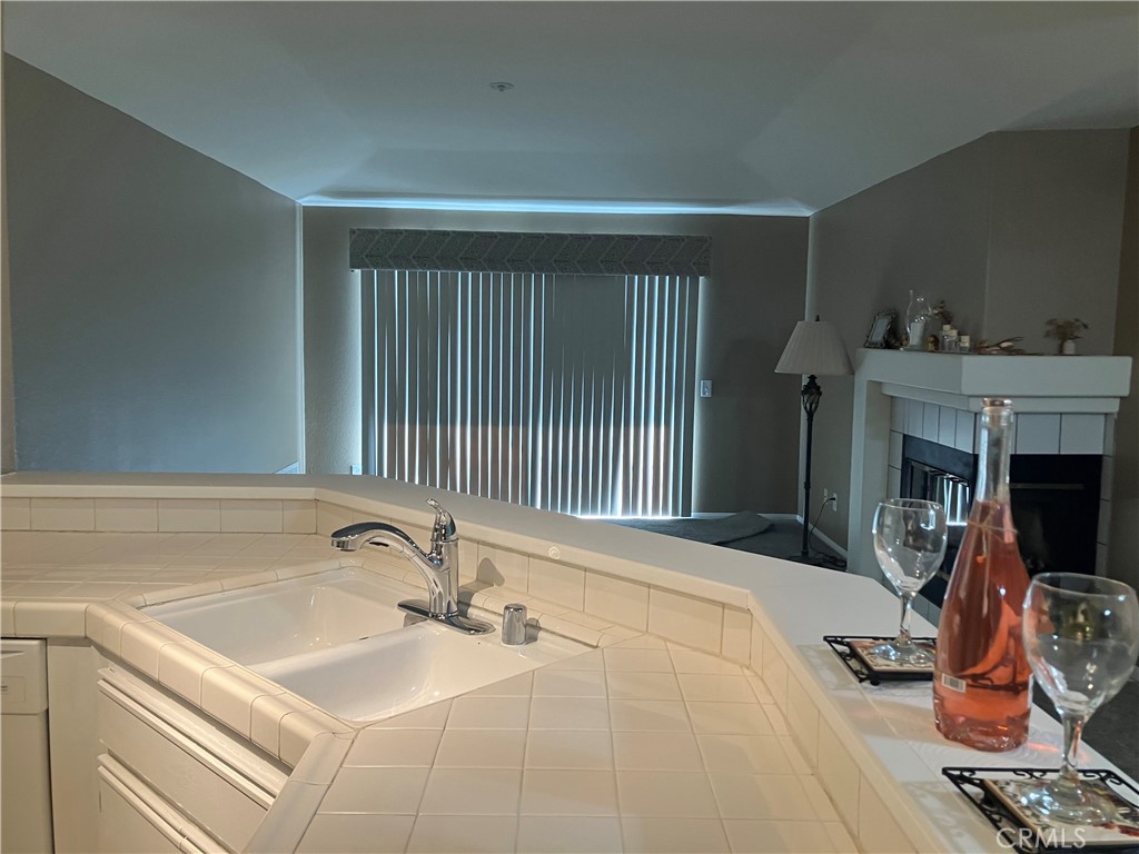 6635 Canterbury Drive 203