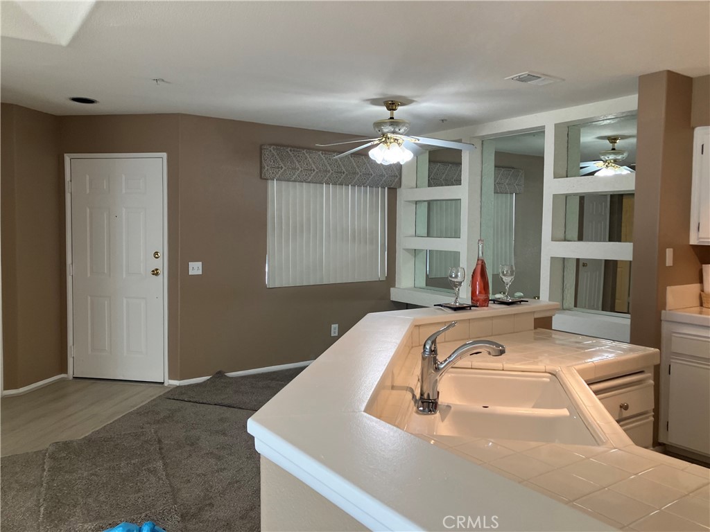 6635 Canterbury Drive 203