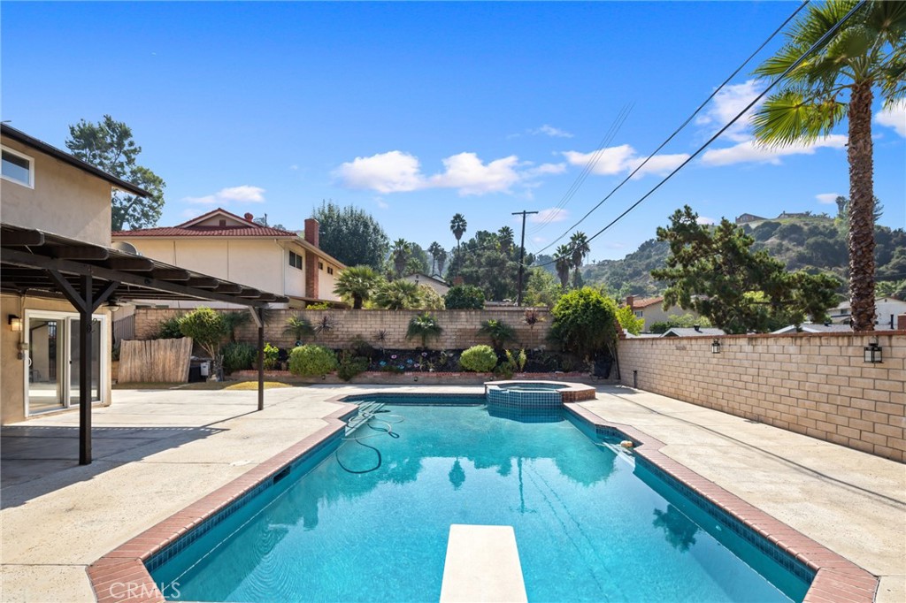 423 Canoe Cove Drive