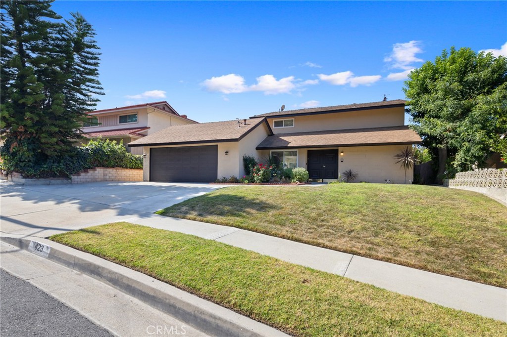 423 Canoe Cove Drive