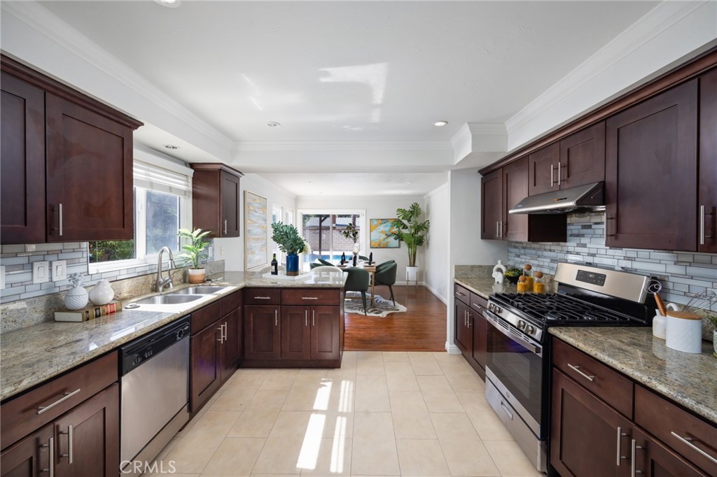 423 Canoe Cove Drive