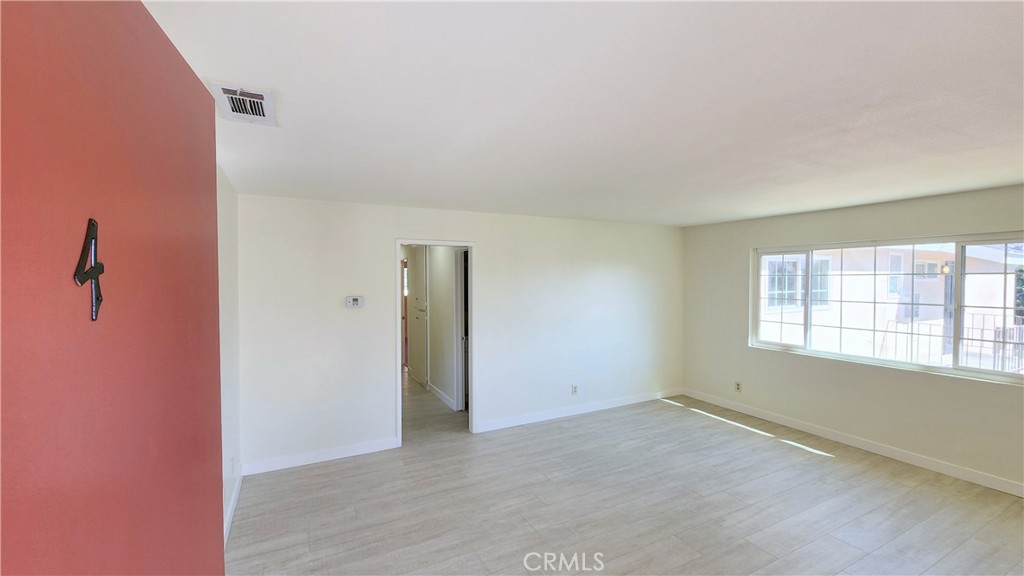 2325 Angela Street 4