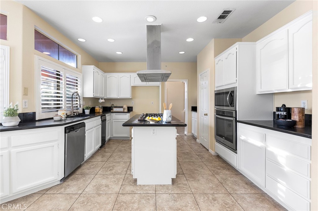 11259 Oak Brook Court