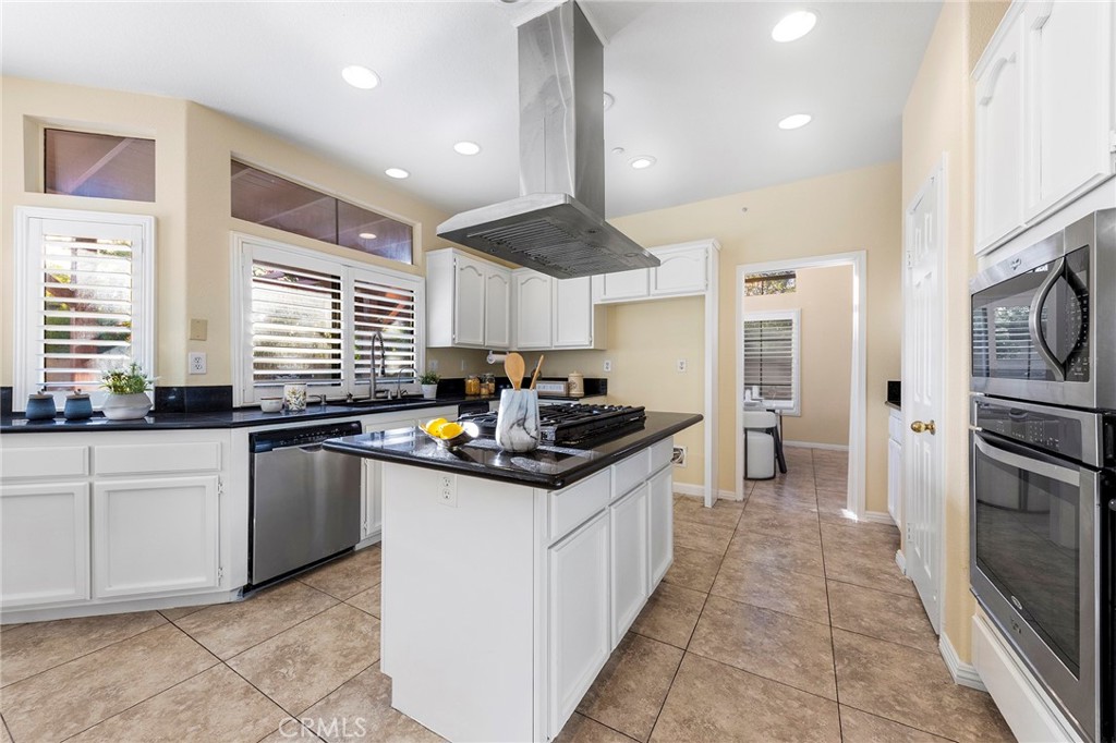 11259 Oak Brook Court