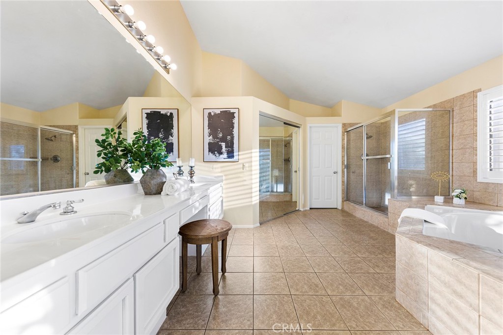 11259 Oak Brook Court