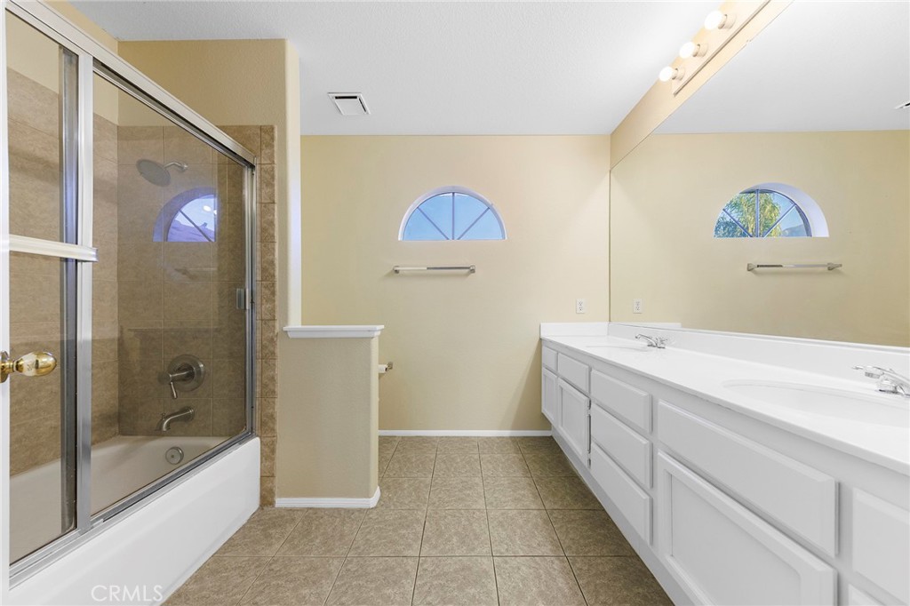 11259 Oak Brook Court