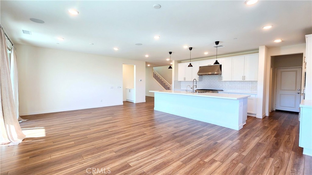 2664 E Scarlett Lane