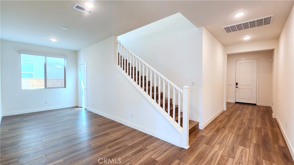 2664 E Scarlett Lane