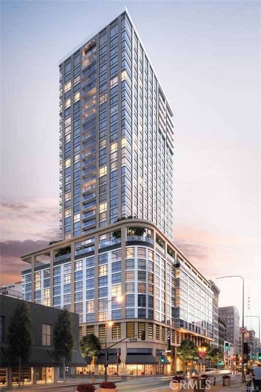 400 S Broadway 2504