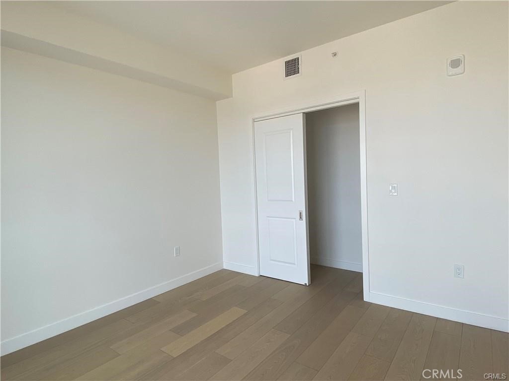 400 S Broadway 2504