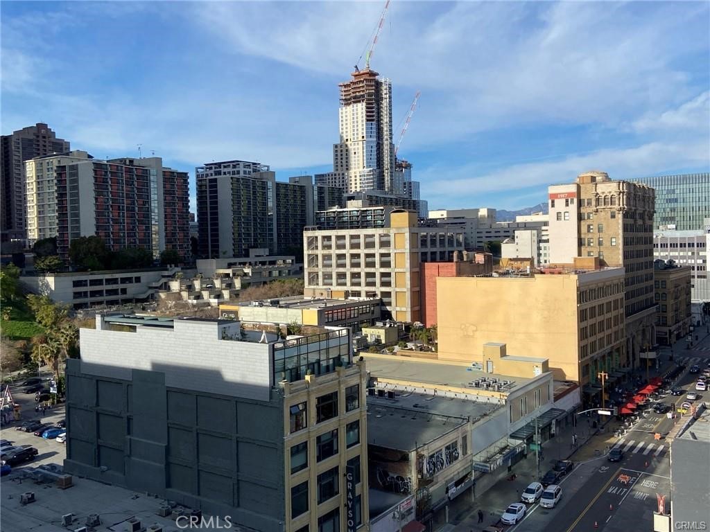 400 S Broadway 2504