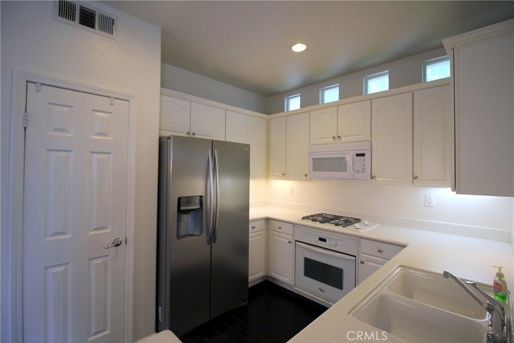 15706 Main Street