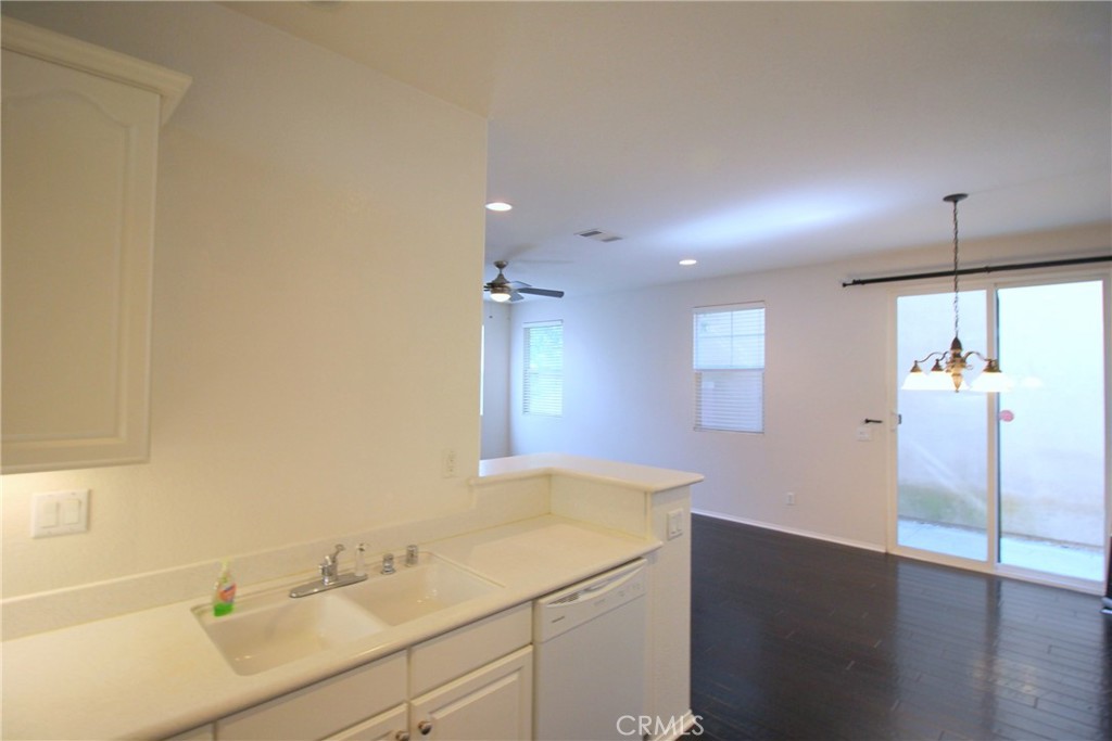 15706 Main Street