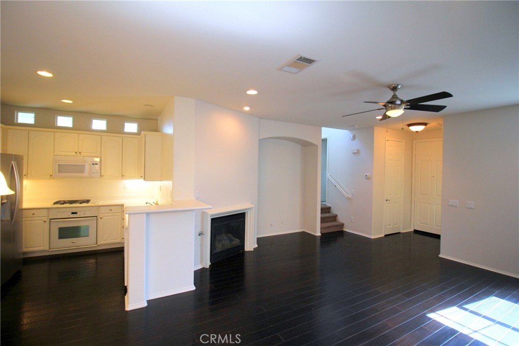 15706 Main Street