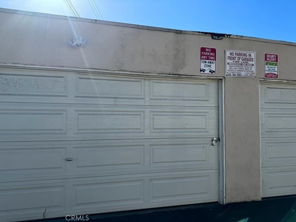 2313 E Santa Fe Avenue 5
