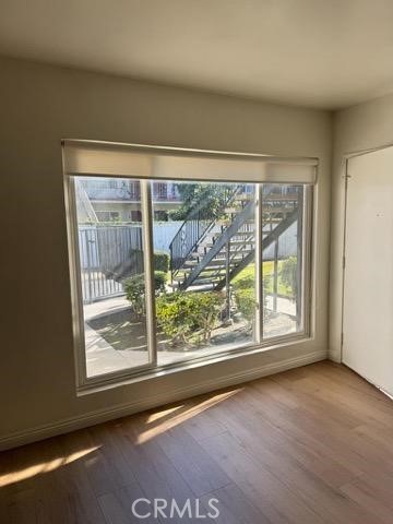 2313 E Santa Fe Avenue 5