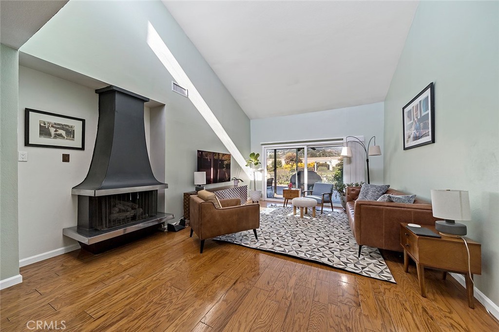 425 Champlain Drive