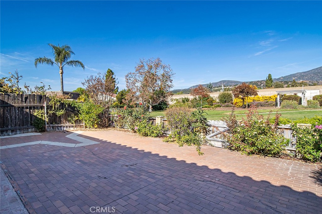 425 Champlain Drive