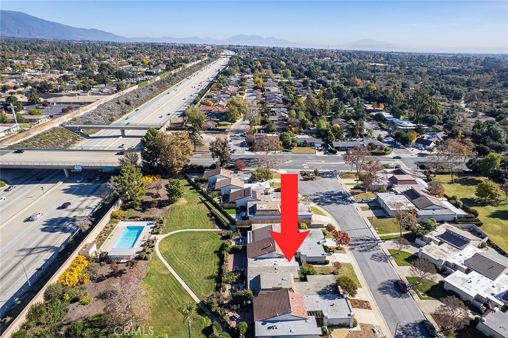 425 Champlain Drive