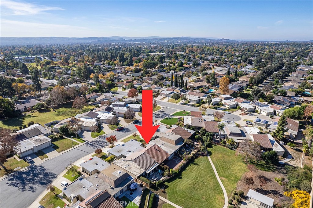 425 Champlain Drive