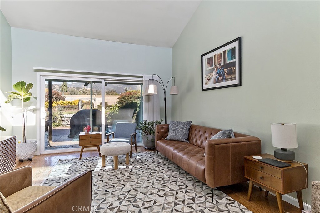 425 Champlain Drive