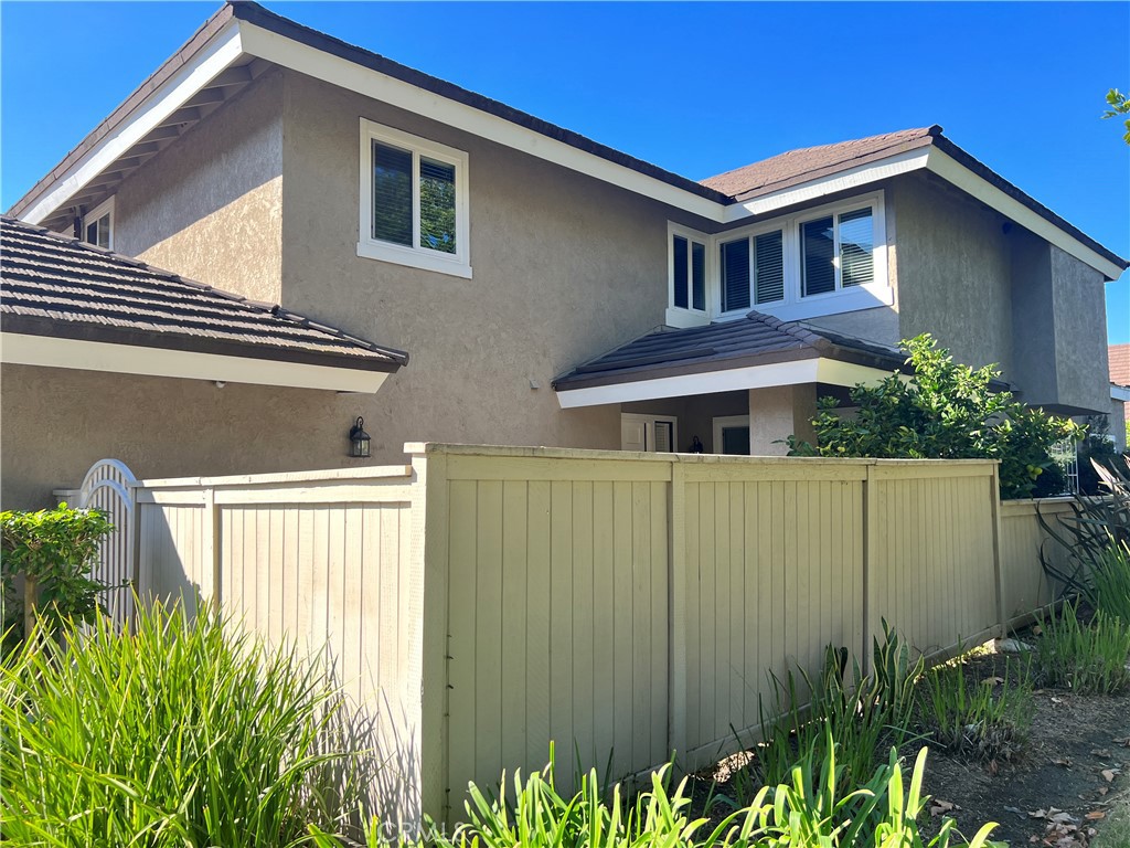 2 Willowgrove