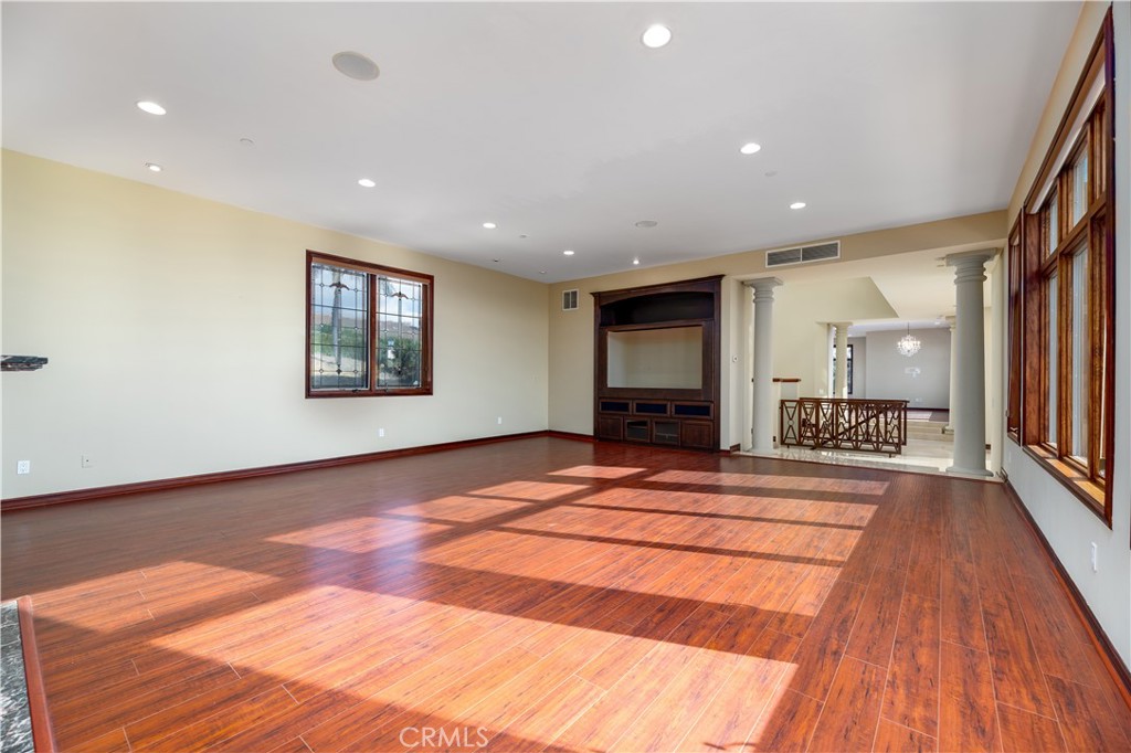 1939 Derringer Lane