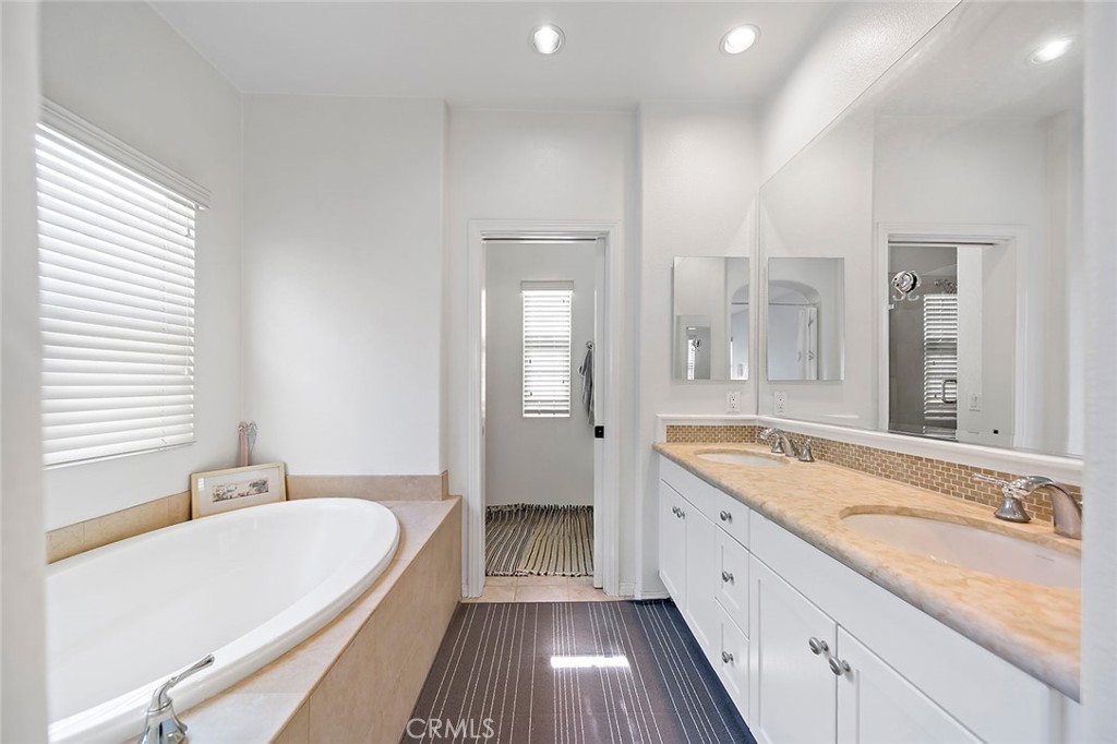 876 Sunset Place