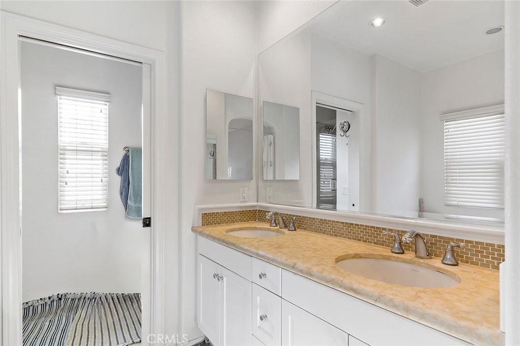 876 Sunset Place