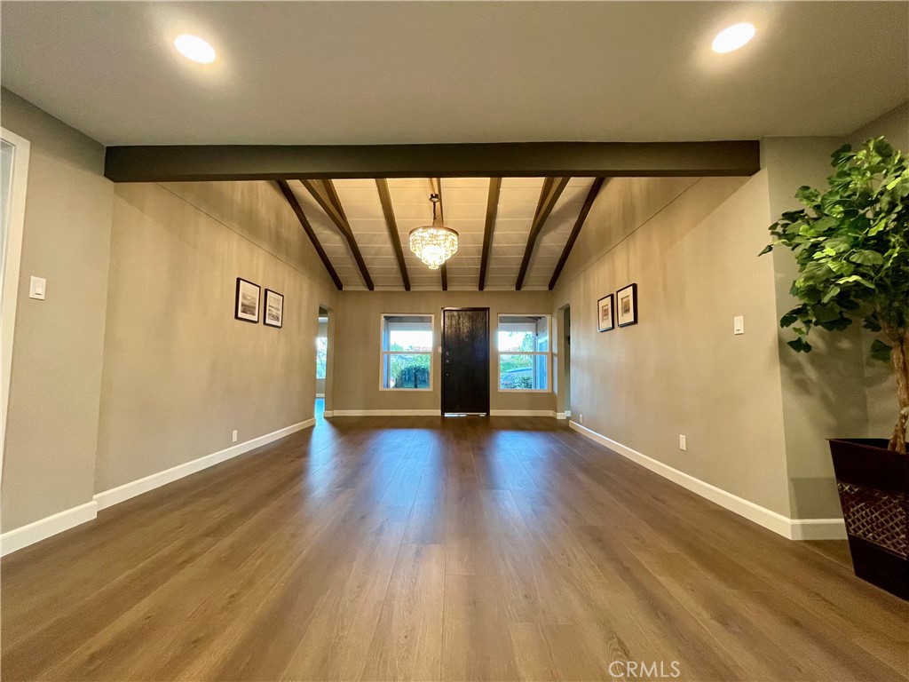 607 Sefton Avenue