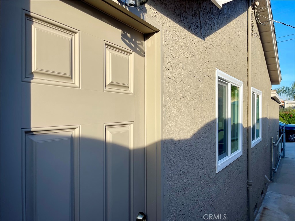 607 Sefton Avenue