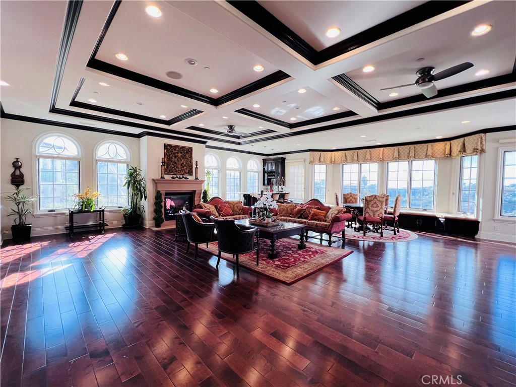 2137 Derringer Lane
