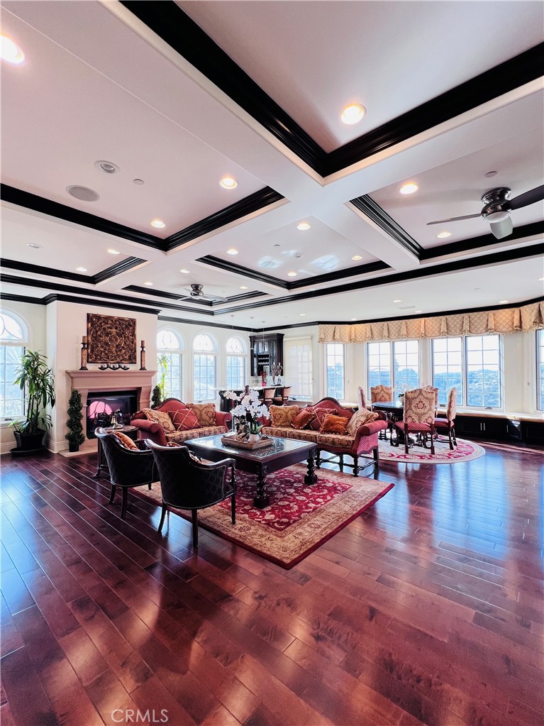 2137 Derringer Lane