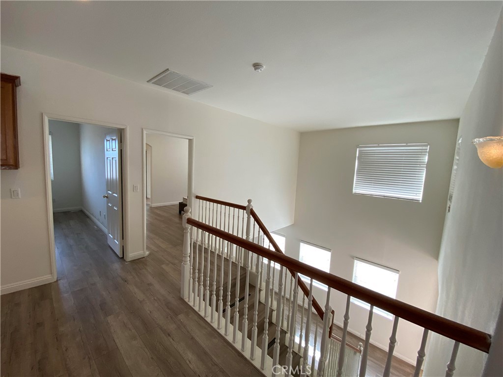 178 W Paramount St