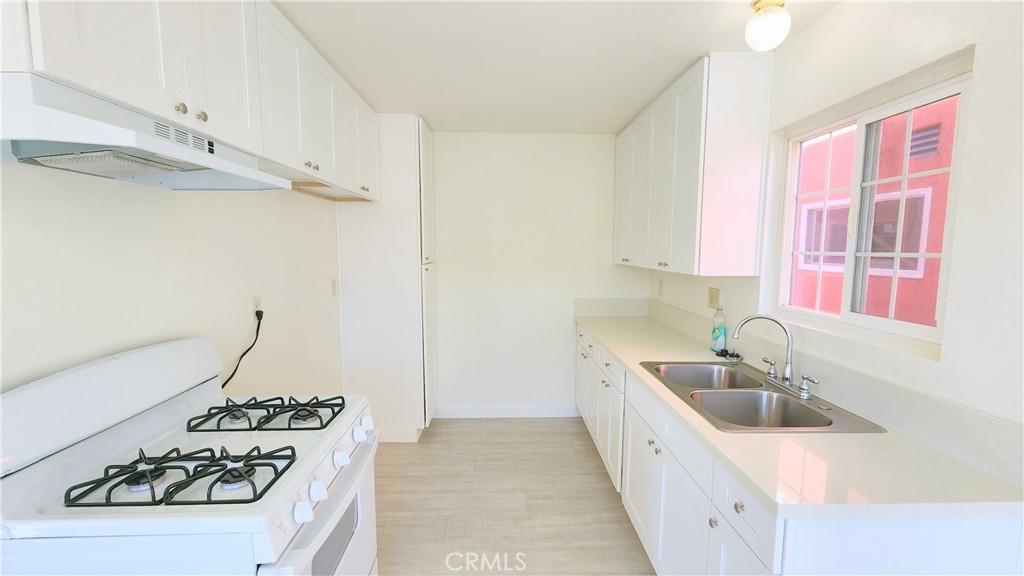 2325 Angela Street 2