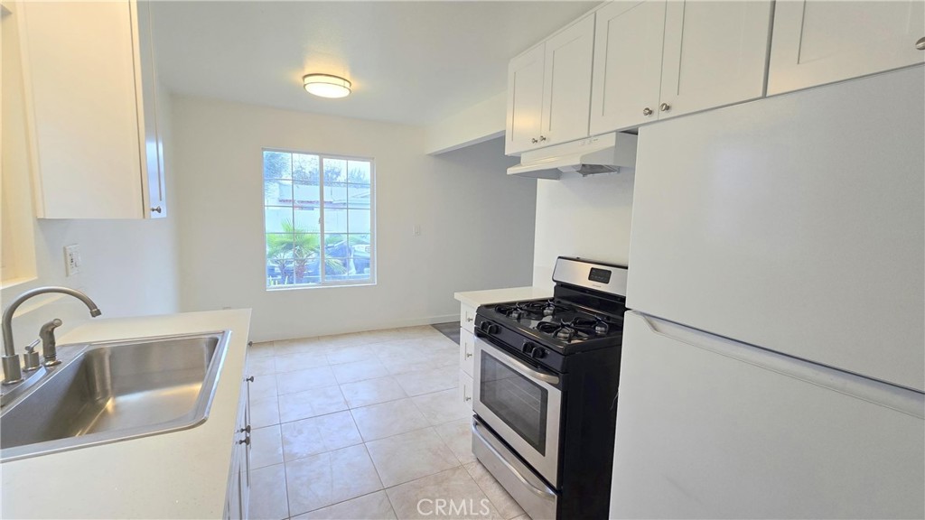305 Orchid Lane 1