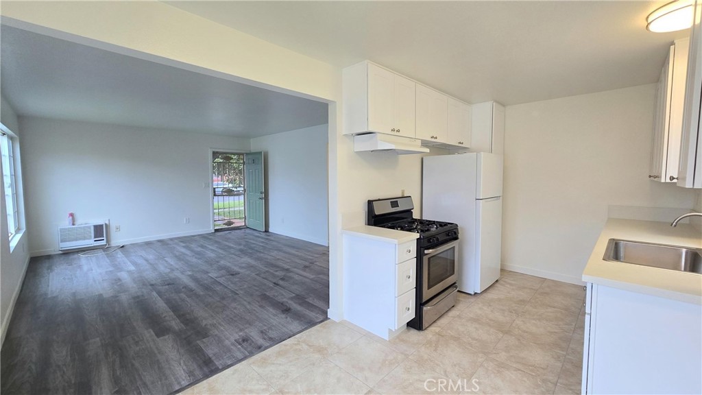 305 Orchid Lane 1