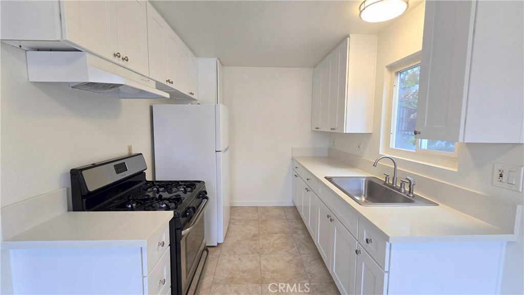 305 Orchid Lane 1