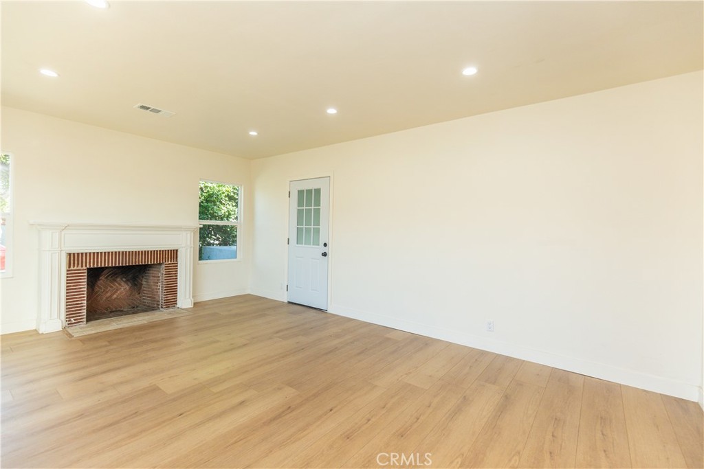 3770 Cherrywood Avenue