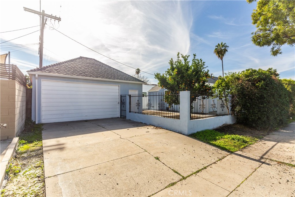 3770 Cherrywood Avenue