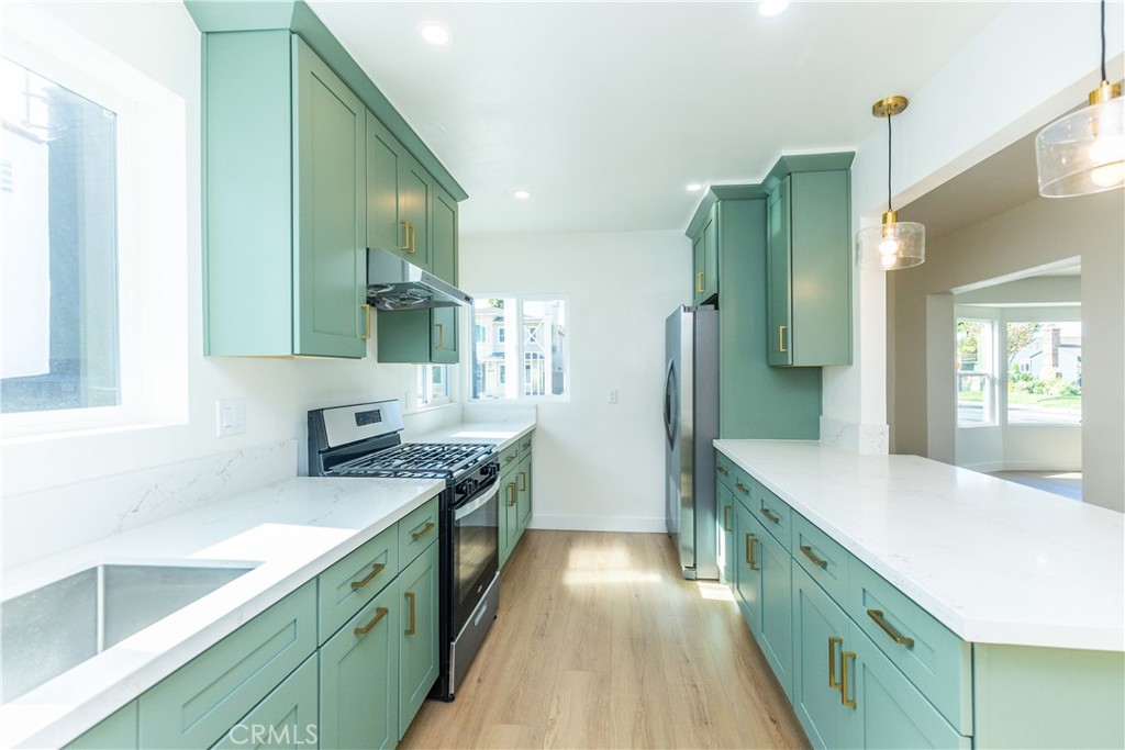 3770 Cherrywood Avenue