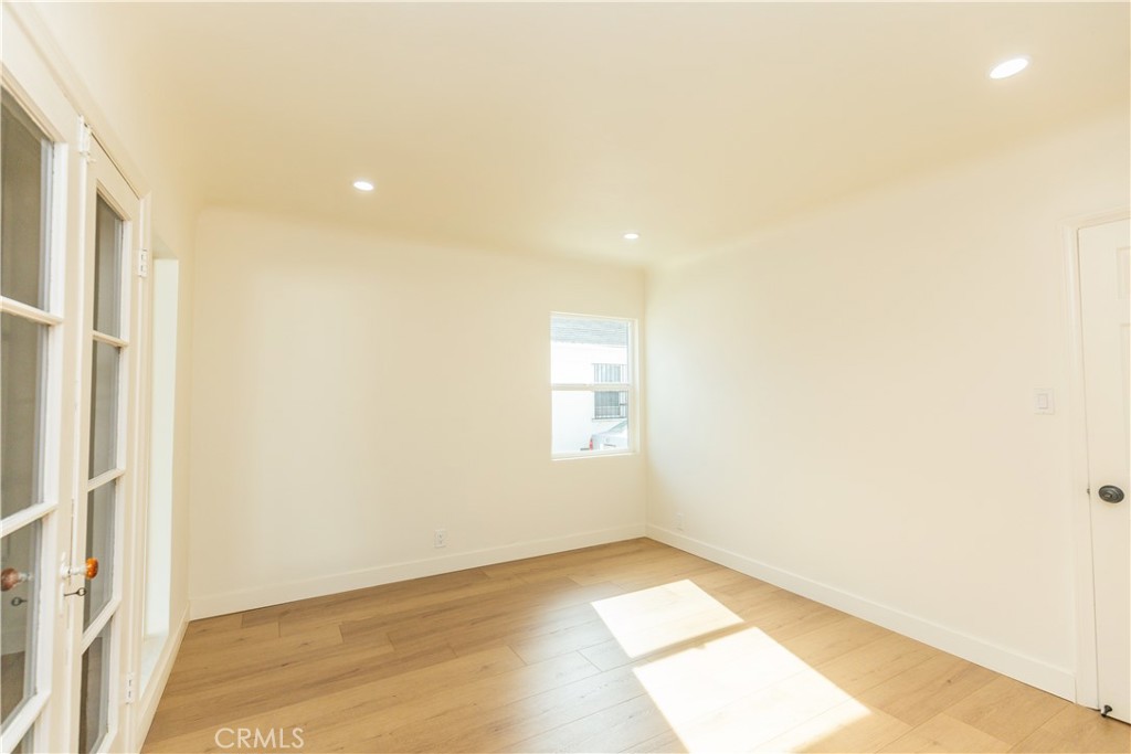 3774 Cherrywood Avenue