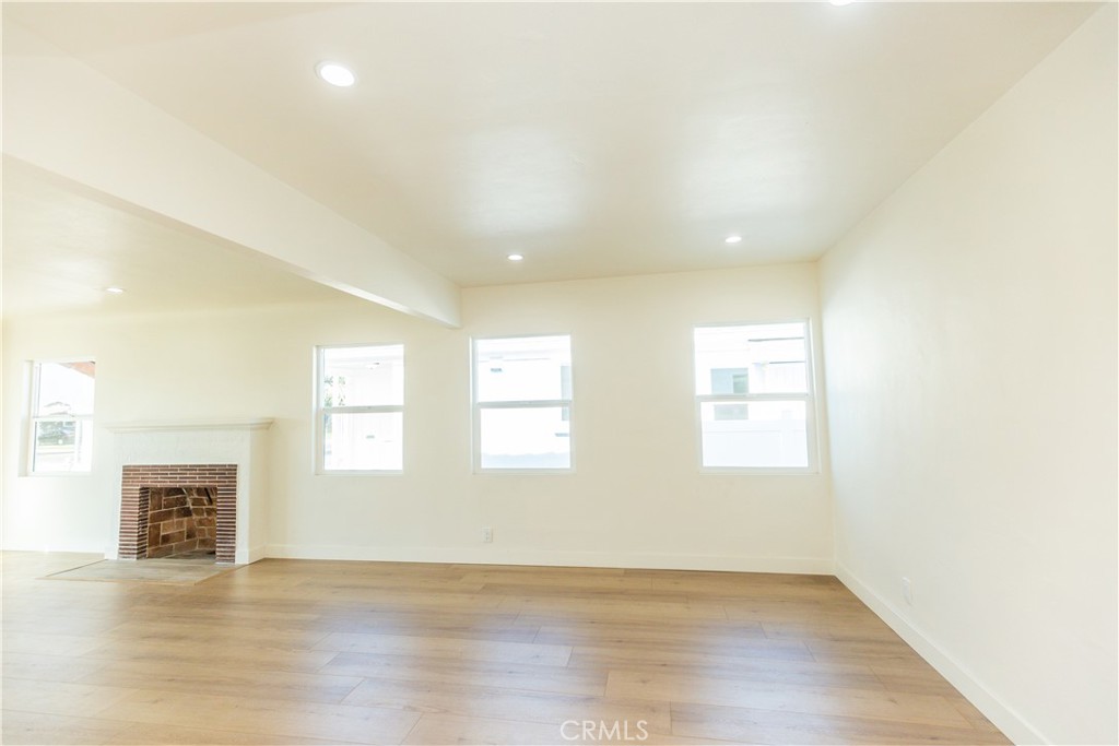 3774 Cherrywood Avenue