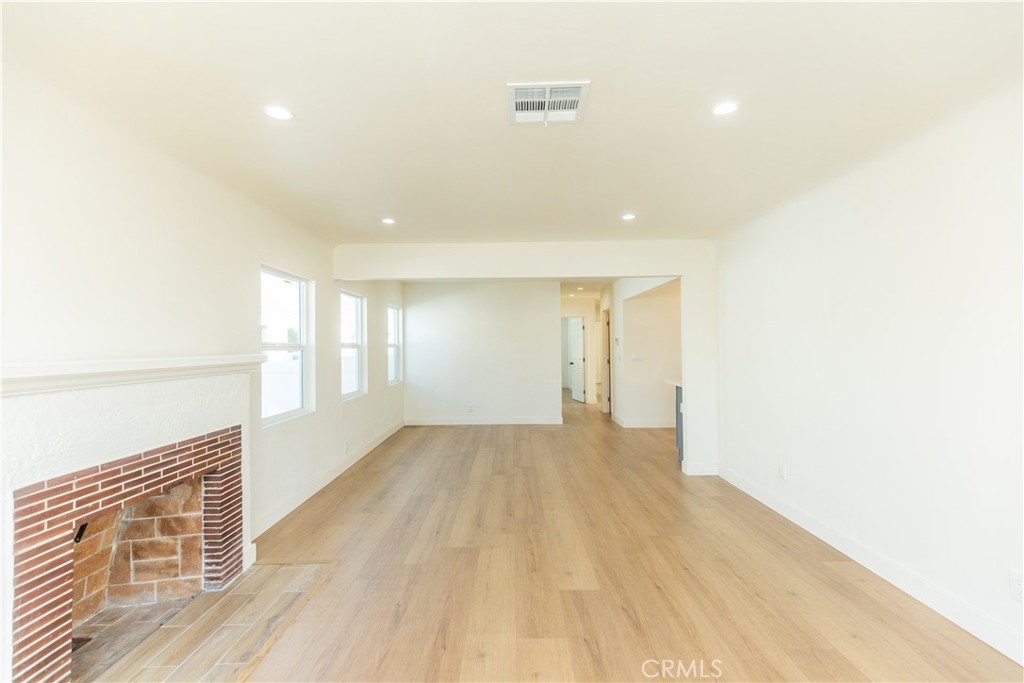 3774 Cherrywood Avenue