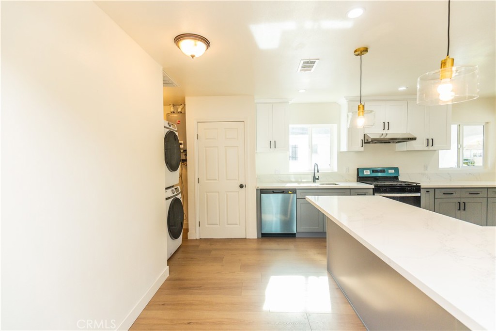 3774 Cherrywood Avenue