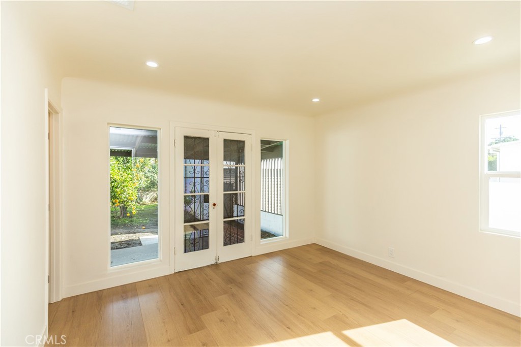 3774 Cherrywood Avenue