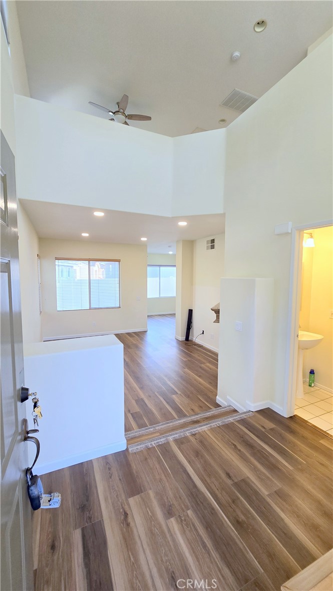 2851 Calle Lumina